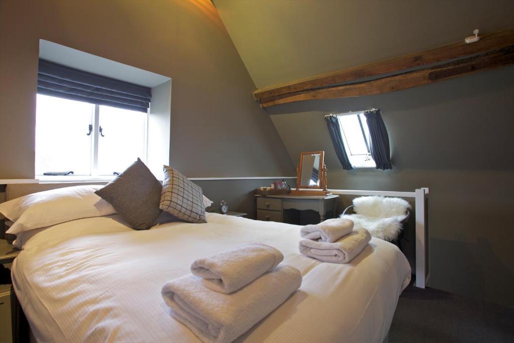 Hotel The Kings Arms Didmarton Zimmer foto