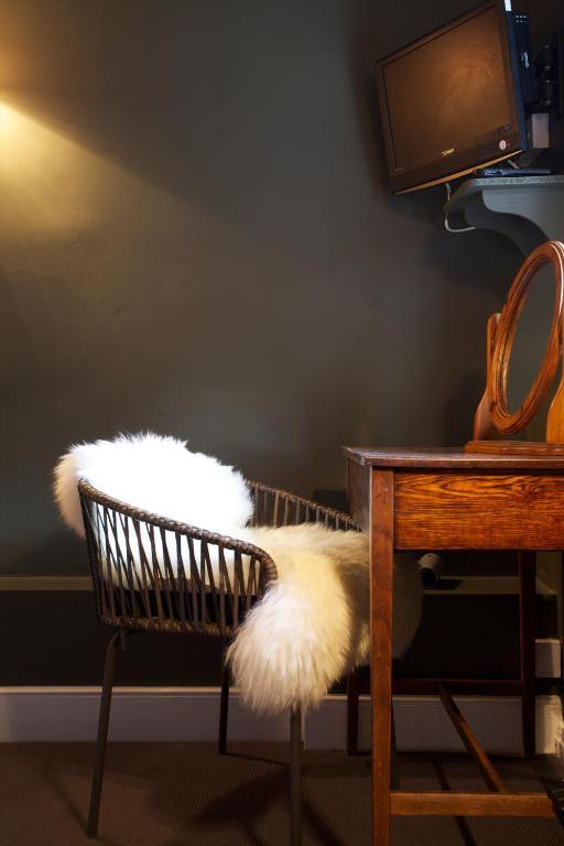 Hotel The Kings Arms Didmarton Zimmer foto
