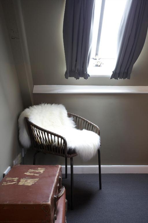 Hotel The Kings Arms Didmarton Zimmer foto